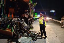 Polisi Beber Penyebab Bus Rombongan SMP Kecelakaan Tewaskan 2 Orang, Gegara Ini - JPNN.com Jatim