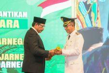 Nana Sudjana Lantik Anak Buahnya Menjadi Pj Bupati Banjarnegara, Beri Pesan Penting - JPNN.com Jateng