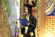 Mahasiswa Asal Vietnam Lulus Cumlaude di Fisipol UGM, Begini Kisahnya - JPNN.com Jogja