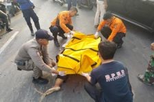 Kecelakaan di Jalan Mastrip, Pemuda Asal Bulak Banteng Tewas Terlindas Truk - JPNN.com Jatim