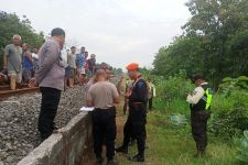 Pria Tanpa Identitas Ditemukan Tewas di Karanganyar, Diduga Tertemper Kereta Api - JPNN.com Jateng