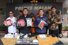 Polres Malang Ungkap Peredaran 2 Kg Ganja dari Jaringan Lapas, 2 Kurir Diringkus - JPNN.com Jatim