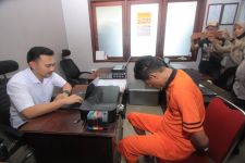 Asik Karaoke, Pria di Magetan Diringkus Polisi, Ternyata - JPNN.com Jatim