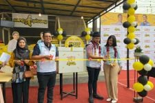 Koalisi Pisang Jawaban Baliho Kaesang dan Hendy Setiono Bertebaran di Jalanan - JPNN.com Jatim
