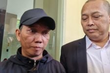 Menjelang Sidang Praperadilan, Ayah Pegi Setiawan Datangi Pengadilan Negeri Bandung - JPNN.com Jabar