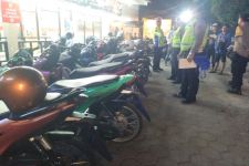 Jalan Raya Jemursari Surabaya Jadi Ajang Balap Liar, Polisi Sita Puluhan Motor - JPNN.com Jatim