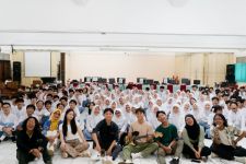 Film Cerita Cinta Bunga Matahari dan Rembulan Siap Tayang, Cek Info Nobarnya di Sini! - JPNN.com Jabar