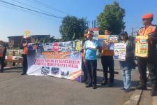 KAI Daop 4 Semarang Mengedukasi Warga tentang Keselamatan Lalu Lintas di Perlintasan KA Anjasmoro - JPNN.com Jateng