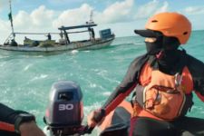 Berikut Identitas 3 Nelayan yang Hilang Akibat Perahu Ditabrak Kapal di Sumenep - JPNN.com Jatim