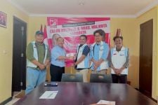 Ikuti Arahan Kaesang, Sukarelawan Wakili Hendy Setiono Ambil Formulir ke PSI - JPNN.com Jatim