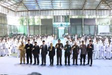 Perpanjang Masa Jabatan 276 Kades, Bupati Serang Ingatkan soal Dana Desa - JPNN.com Banten