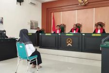 Wanita yang Racuni Pelajar SMP di Pacitan dengan Kopi Sianida Diancam Hukuman Mati - JPNN.com Jatim