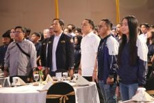Wali Kota Eri Dorong Pemuda Ikut Ambil Peran Membangun Kota Surabaya - JPNN.com Jatim