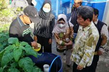 Patut Dicontoh, Warga Cokrodiningratan Kelola Sampah 15 Ton Secara Mandiri - JPNN.com Jogja