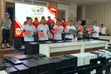 Polisi Ringkus Penjual Chip Judi Online di Surabaya, Sebulan Omzet Capai Miliaran - JPNN.com Jatim