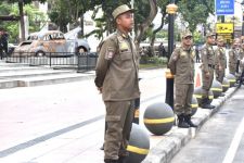 Satpol PP Siaga 24 Jam di Kota Lama Surabaya Antisipasi Vandalisme & Pencurian - JPNN.com Jatim