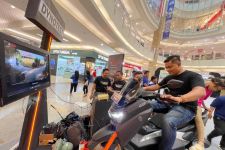 Ingin Coba Sensasi Langsung NMax Turbo, Warga Surabaya Buruan Merapat ke Royal Plaza - JPNN.com Jatim