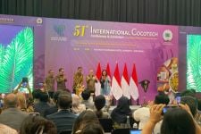 Jokowi Dorong Hilirisasi Produksi Kelapa di Indonesia untuk Kembangkan Ekonomi Hijau - JPNN.com Jatim