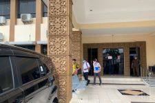KPK Menggeledah Kantor Disdukcapil Kota Semarang Selama 5 Jam - JPNN.com Jateng
