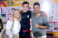 Ibu Jens Raven Bangga Anaknya Ciptakan 2 Gol Buat Indonesia di Piala AFF U-19 - JPNN.com Jatim