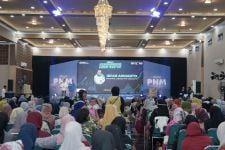 Upaya Holding Ultra Mikro Kurangi Kesenjangan Pendapatan Nasabah PNM Mekaar di Pamekasan - JPNN.com Jatim