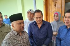 Tak Gentar Lawan Ridwan Kamil, NasDem Kota Bogor Siap Menangkan Ilham Akbar Habibie - JPNN.com Jabar