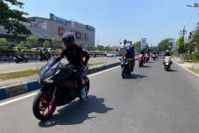 Komunitas Honda Gathering Sembari Berdonasi Saat Sunmori dan Nobar ARRC 2024 - JPNN.com Jatim