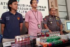 Satpol PP Magetan dan Bea Cukai Madiun Sita Ribuan Rokok Ilegal dari Warkop - JPNN.com Jatim