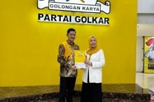 Golkar Resmi Usung Deden Nasihin – Neneng Efa untuk Pilkada Cianjur 2024 - JPNN.com Jabar