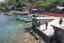 Talud di Pantai Baron yang Ambruk Sudah Selesai Diperbaiki - JPNN.com Jogja