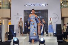 Usung Tema AVANTECH, Surabaya Fashion Parade Padukan Teknologi dan Seni Busana - JPNN.com Jatim