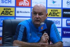 Bojan Hodak Lakukan Evaluasi Tim dan Siap Berikan Perubahan Saat Persib Kontra Arema FC - JPNN.com Jabar