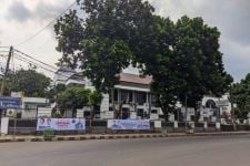 Spanduk Cagub Banten Terpasang di Kantor Pemerintah - JPNN.com Banten