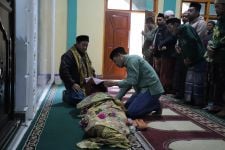 Tertimpa Reruntuhan Gempa di Bandung, 1 Anak Meninggal Dunia - JPNN.com Jabar