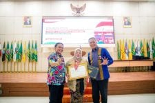 Program Gerobak Sae Pisan Diganjar Penghargaan Bergengsi dari Lembaga Administrasi Negara - JPNN.com Jabar