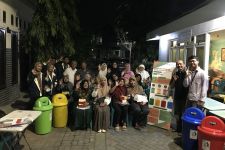 Telkom University Sosialisasikan Modul Pengelolaan Sampah Efektif ke Warga Ngagel Dadi - JPNN.com Jatim