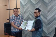 Aktivis Pendidikan Bandung Dilaporkan ke Polda Jabar Atas Dugaan Pungli PPDB SMA 2024  - JPNN.com Jabar