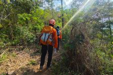 32 Petugas Basarnas Dikerahkan Cari Pendaki yang Hilang di Gunung Wilis - JPNN.com Jatim