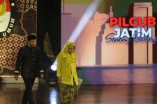 Debat Pilgub Jatim, Risma Janjikan Birokrasi Bersih Antikorupsi - JPNN.com Jatim