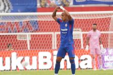 Joel Cornelli Ungkap Rahasia Arema FC Menang Epic Comeback Saat Lawan Malut United - JPNN.com Jatim