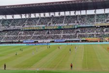 Sukses Eksekusi Penalti, Gol Gustavo Almeida Bawa Persija Unggul 1-0 Atas Persebaya - JPNN.com Jatim