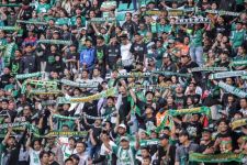 Jumlah Penonton Persebaya vs Persija di GBT Pecahkan Rekor, Tembus 27.190 Orang - JPNN.com Jatim