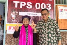 Coblosan di TPS 3 Bandar Kedungmulyo Jombang, Luluk Optimistis Menang - JPNN.com Jatim