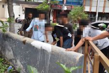 Lagi, Satpol PP Surabaya Ciduk 5 Pemuda yang Lakukan Vandalisme - JPNN.com Jatim