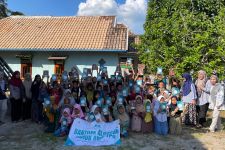 Rumah Anak Bisa Tebar 1.000 Al-Qur'an, Santri di Pelosok Negeri Tersenyum Bahagia - JPNN.com Jabar