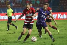 Persik Kediri Taklukkan Madura United 1-0, Hamra Jadi Pahlawan Gol Tunggal - JPNN.com Jatim