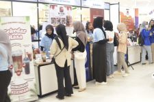  Mahasiswa Udinus Pamerkan Kreasi di Expo & Demo Day, Simulasi Pasar Hingga Bertemu Investor - JPNN.com Jateng