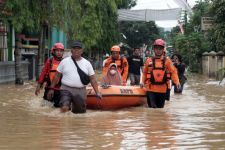 Trenggalek Dilanda Banjir Bandang, 2.200 Warga Terdampak - JPNN.com Jatim