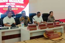 Modus Penyelundup Rokok Ilegal Rp2,1 M Kelabui Polisi & Bea Cukai - JPNN.com Jatim