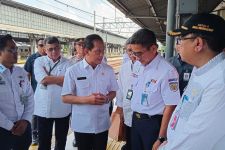 Menteri Lingkungan Hidup Tinjau Pengelolaan Sampah di Stasiun Senen dan Terminal Pulo Gebang - JPNN.com Jabar